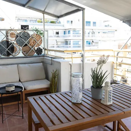 New Cozy With Balcony Close To Analipsi Metro